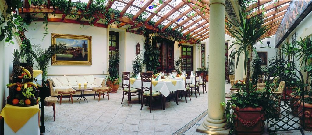 Green Garden Hotel Prague Restaurant photo